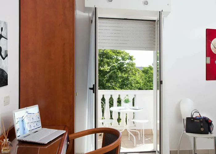 Lejlighedshotel Mimosa 3*