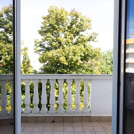 Mimosa Lägenhetshotell Rimini