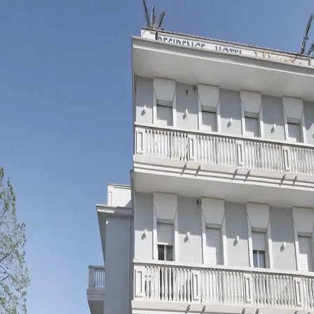 Lejlighedshotel Mimosa 3*