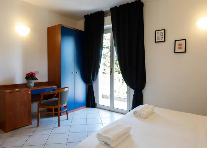 Aparthotel Mimosa 3*