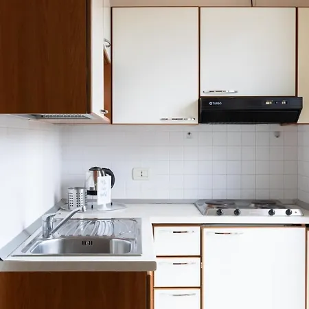 Mimosa Aparthotel 3*