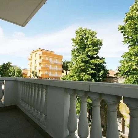 Aparthotel Mimosa 3*